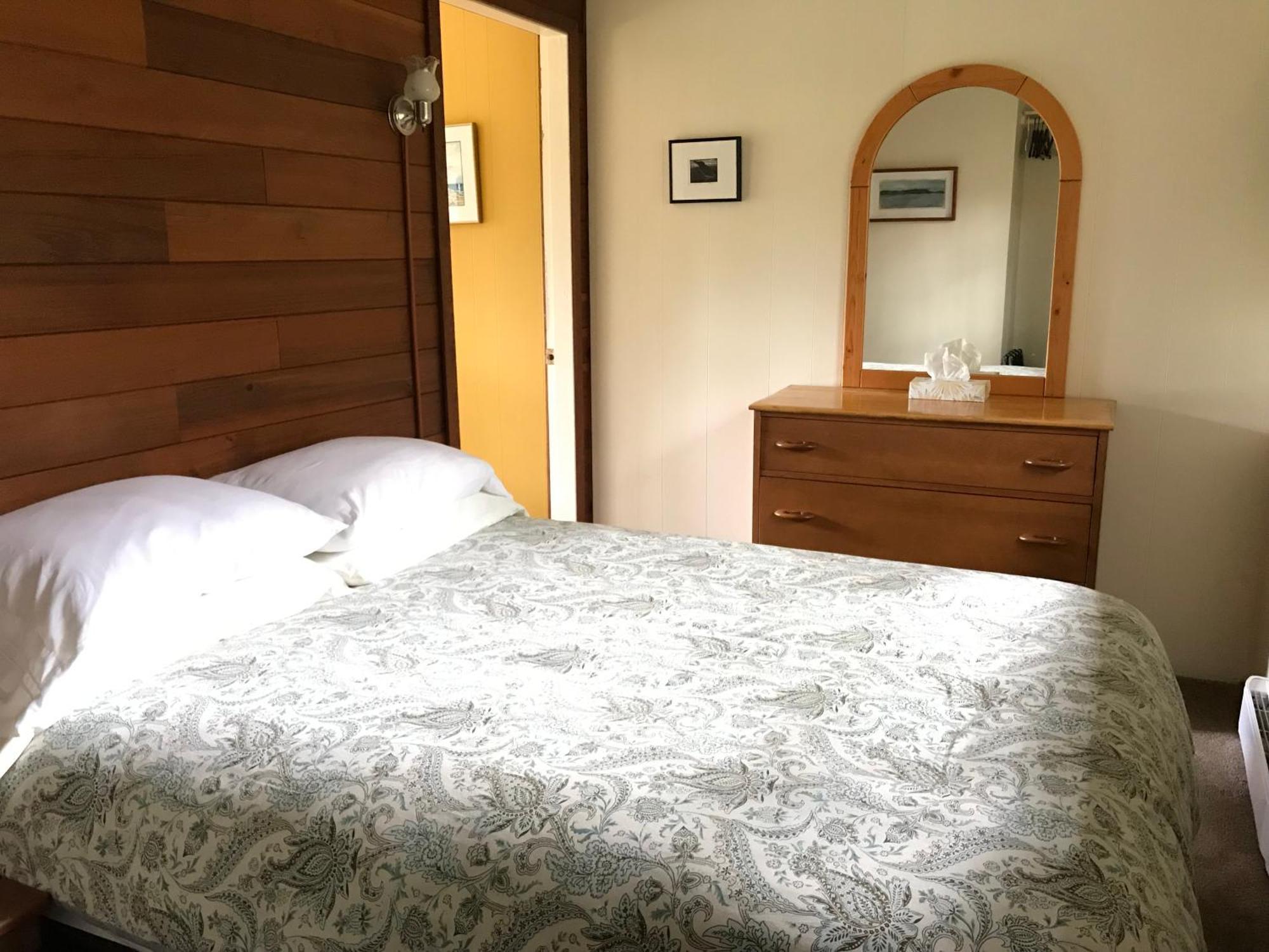 Driftwood Village Resort Sturdies Bay Rum bild