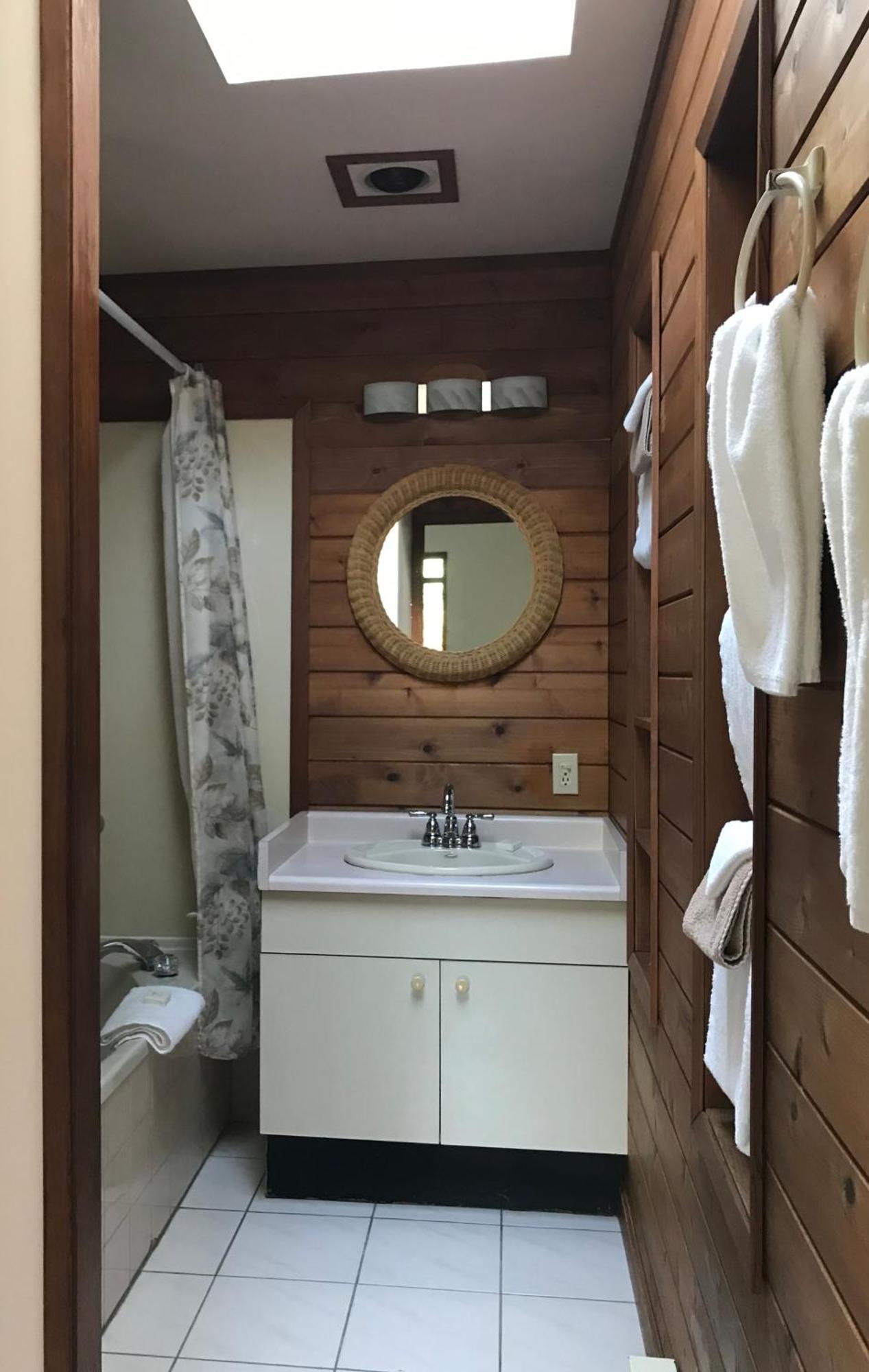 Driftwood Village Resort Sturdies Bay Rum bild